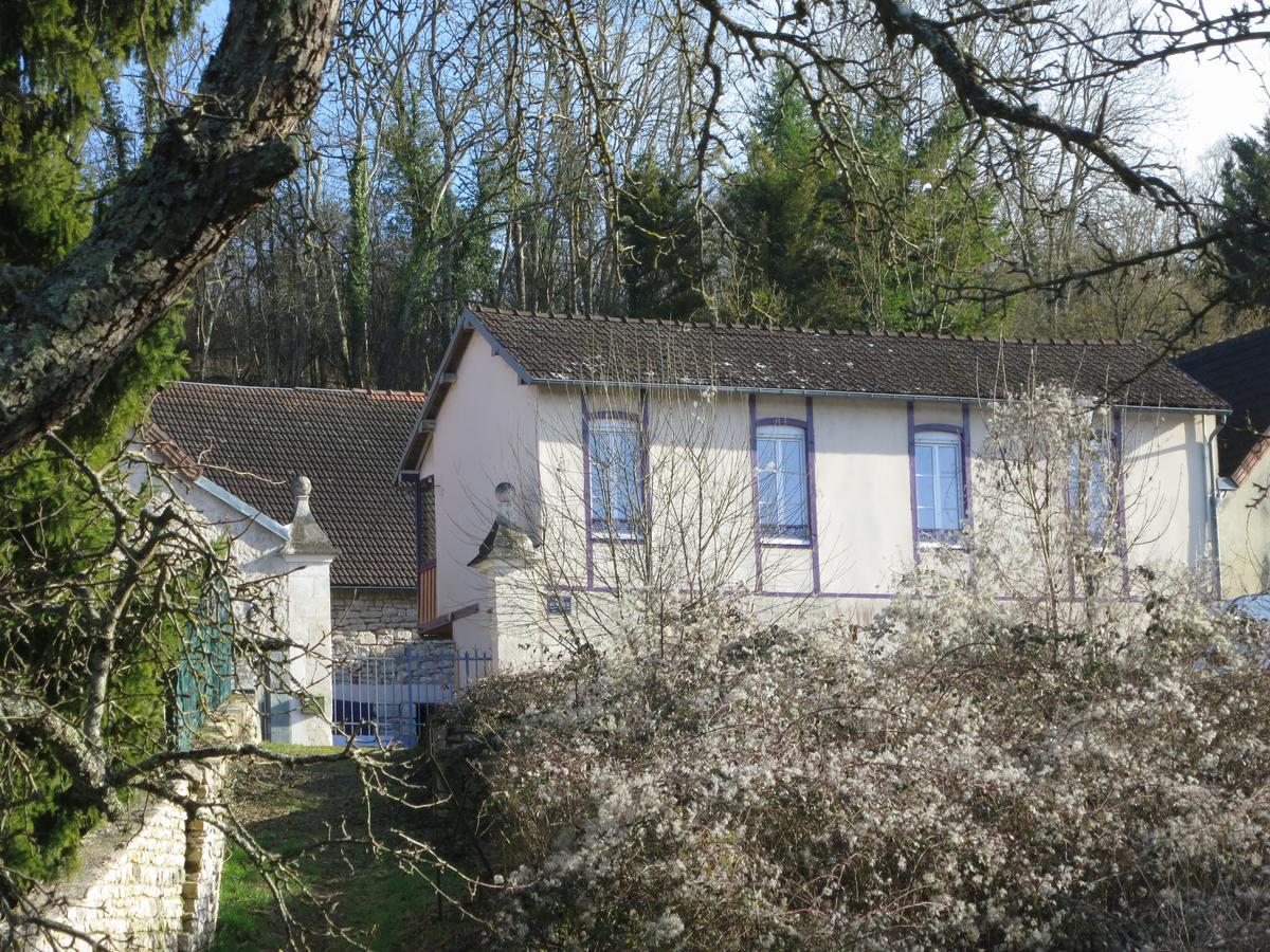 Chambres D'Hotes Les Coutas Mailly-la-Ville Zewnętrze zdjęcie