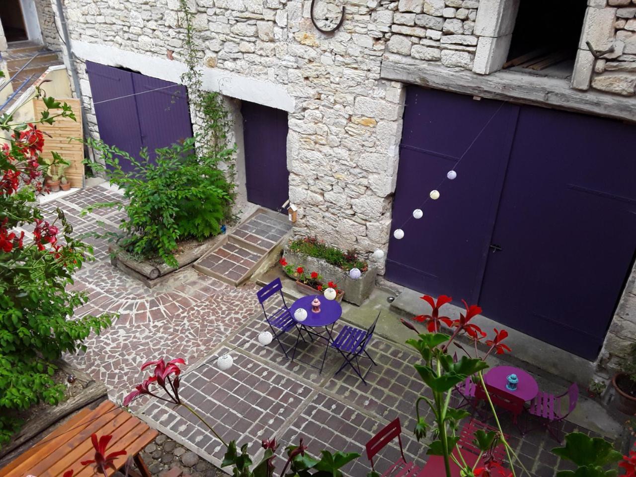 Chambres D'Hotes Les Coutas Mailly-la-Ville Zewnętrze zdjęcie